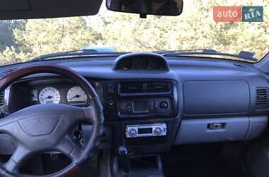 Позашляховик / Кросовер Mitsubishi Pajero Sport 2005 в 
