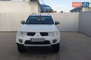 Позашляховик / Кросовер Mitsubishi Pajero Sport 2012 в Києві