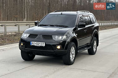 Позашляховик / Кросовер Mitsubishi Pajero Sport 2010 в Житомирі