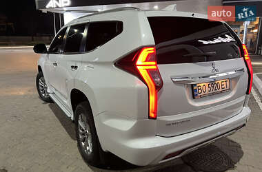 Внедорожник / Кроссовер Mitsubishi Pajero Sport 2021 в Киеве