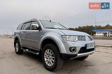 Внедорожник / Кроссовер Mitsubishi Pajero Sport 2011 в Каменском