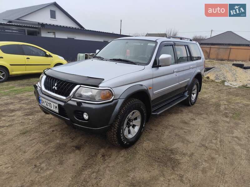 Позашляховик / Кросовер Mitsubishi Pajero Sport 2004 в Одесі