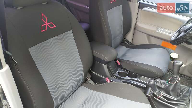 Позашляховик / Кросовер Mitsubishi Pajero Sport 2010 в Сумах