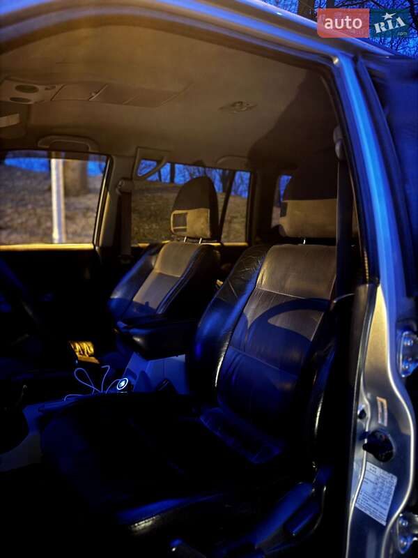 Внедорожник / Кроссовер Mitsubishi Pajero Sport 2008 в Черновцах