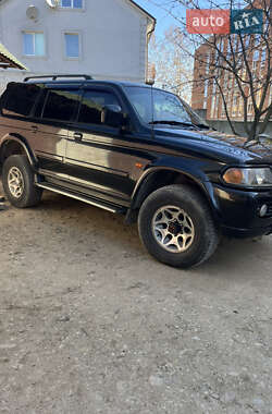 Внедорожник / Кроссовер Mitsubishi Pajero Sport 2003 в Черновцах