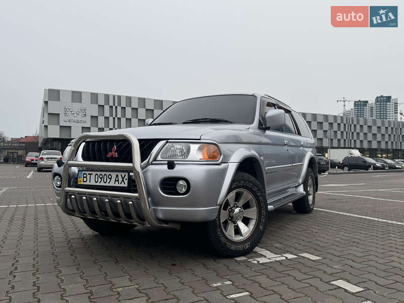 Внедорожник / Кроссовер Mitsubishi Pajero Sport 2006 в Николаеве