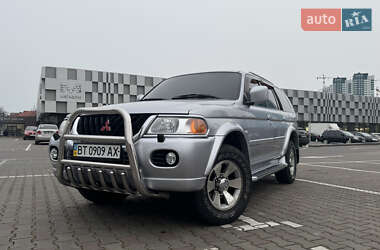 Внедорожник / Кроссовер Mitsubishi Pajero Sport 2006 в 