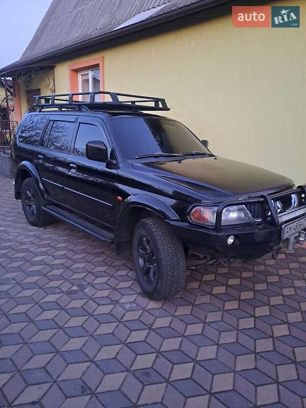 Mitsubishi Pajero Sport 2006