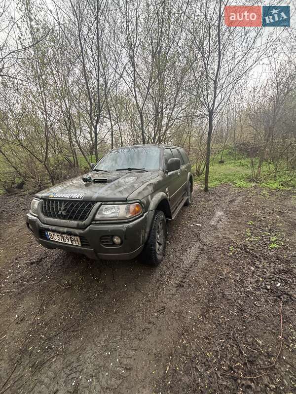 Позашляховик / Кросовер Mitsubishi Pajero Sport 2004 в Покровському
