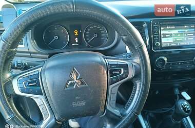 Внедорожник / Кроссовер Mitsubishi Pajero Sport 2017 в 