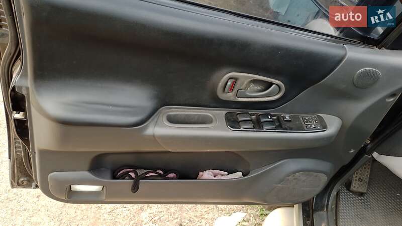 Внедорожник / Кроссовер Mitsubishi Pajero Sport 2004 в Лубнах