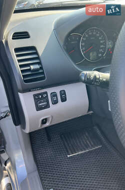 Позашляховик / Кросовер Mitsubishi Pajero Sport 2013 в 