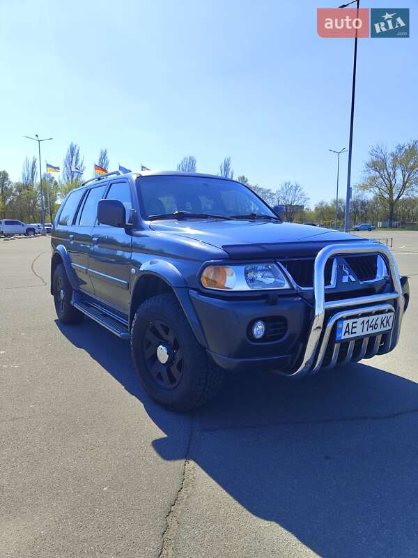 Внедорожник / Кроссовер Mitsubishi Pajero Sport 2007 в 
