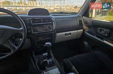 Внедорожник / Кроссовер Mitsubishi Pajero Sport 2005 в 