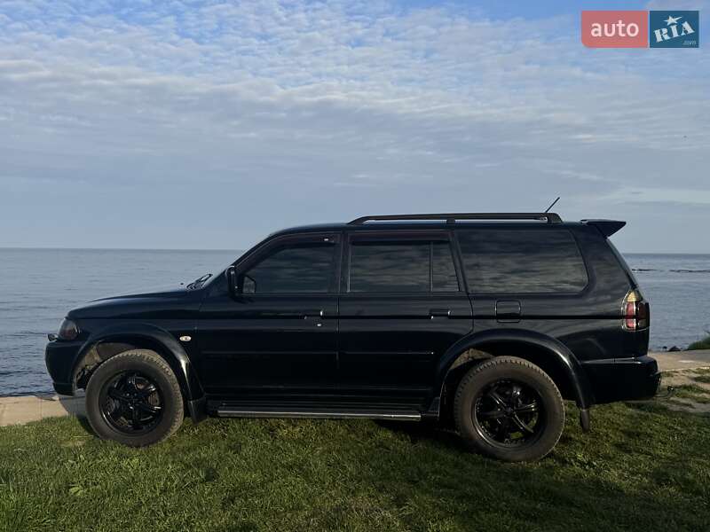 Внедорожник / Кроссовер Mitsubishi Pajero Sport 2005 в Черноморске