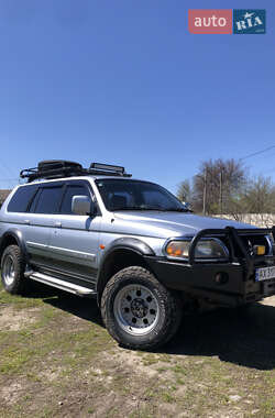 Внедорожник / Кроссовер Mitsubishi Pajero Sport 2004 в Харькове