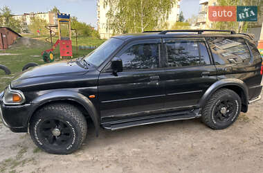 Позашляховик / Кросовер Mitsubishi Pajero Sport 2004 в 