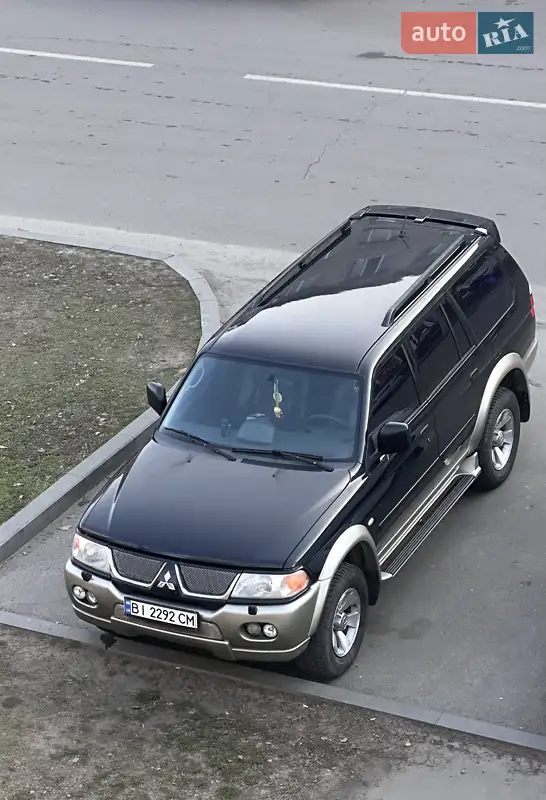 Внедорожник / Кроссовер Mitsubishi Pajero Sport 2006 в 