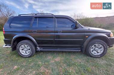 Позашляховик / Кросовер Mitsubishi Pajero Sport 2001 в 