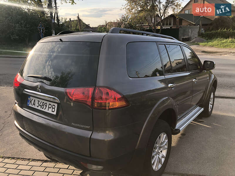 Позашляховик / Кросовер Mitsubishi Pajero Sport 2013 в Вінниці