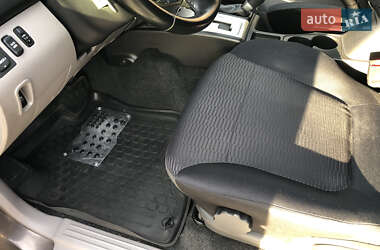Внедорожник / Кроссовер Mitsubishi Pajero Sport 2013 в 
