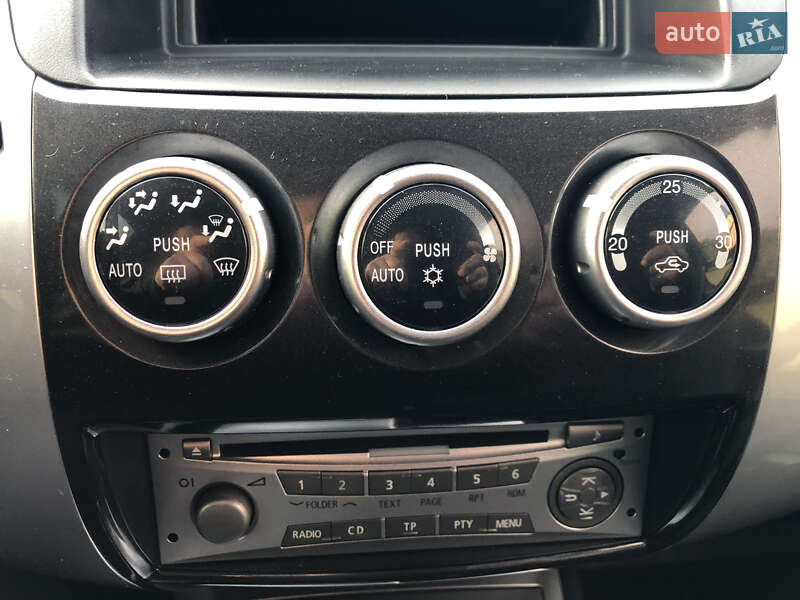 Позашляховик / Кросовер Mitsubishi Pajero Sport 2013 в Вінниці