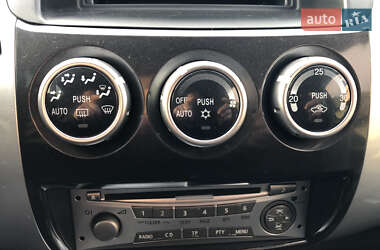 Внедорожник / Кроссовер Mitsubishi Pajero Sport 2013 в 