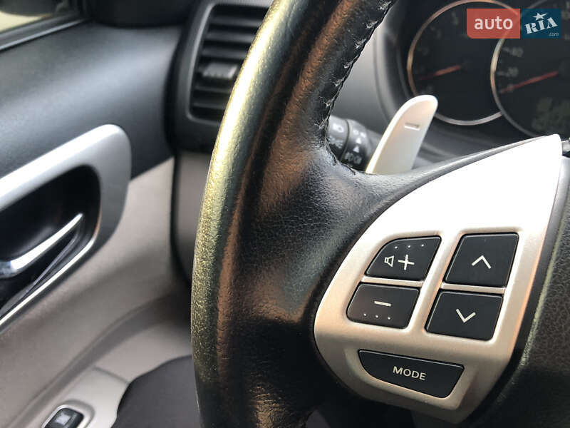 Позашляховик / Кросовер Mitsubishi Pajero Sport 2013 в Вінниці