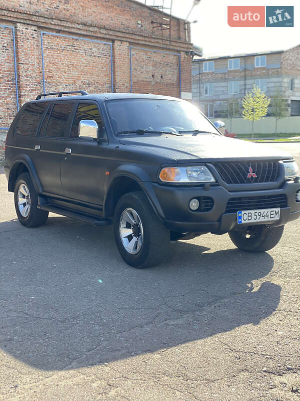 Позашляховик / Кросовер Mitsubishi Pajero Sport 2001 в Києві