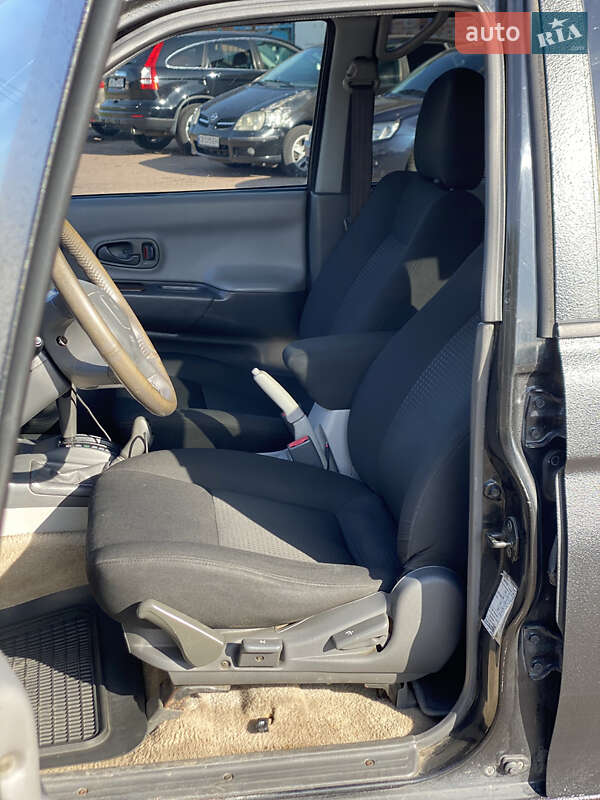 Позашляховик / Кросовер Mitsubishi Pajero Sport 2001 в Києві