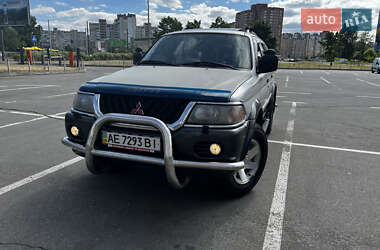 Позашляховик / Кросовер Mitsubishi Pajero Sport 2002 в Києві