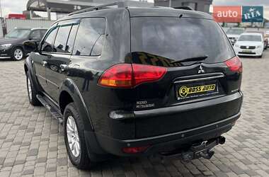 Внедорожник / Кроссовер Mitsubishi Pajero Sport 2011 в 
