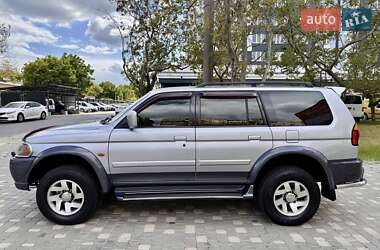Позашляховик / Кросовер Mitsubishi Pajero Sport 2004 в 