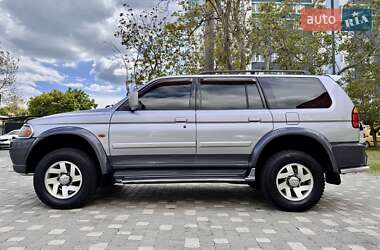 Позашляховик / Кросовер Mitsubishi Pajero Sport 2004 в 