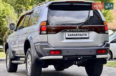 Позашляховик / Кросовер Mitsubishi Pajero Sport 2004 в 