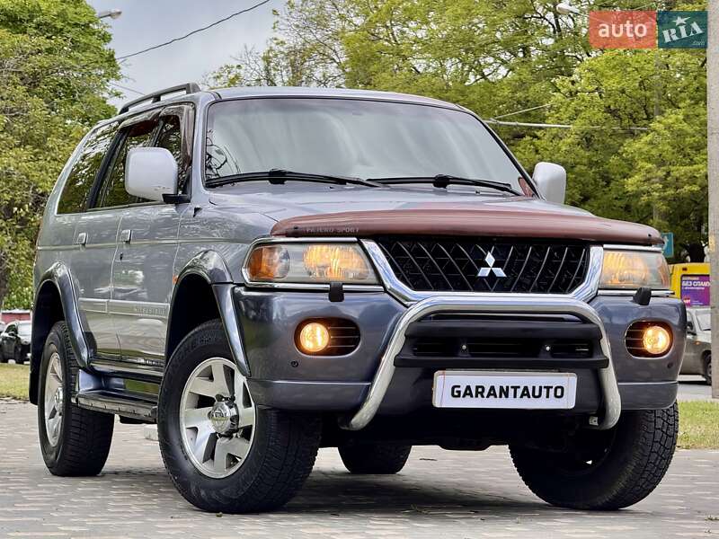 Позашляховик / Кросовер Mitsubishi Pajero Sport 2004 в 