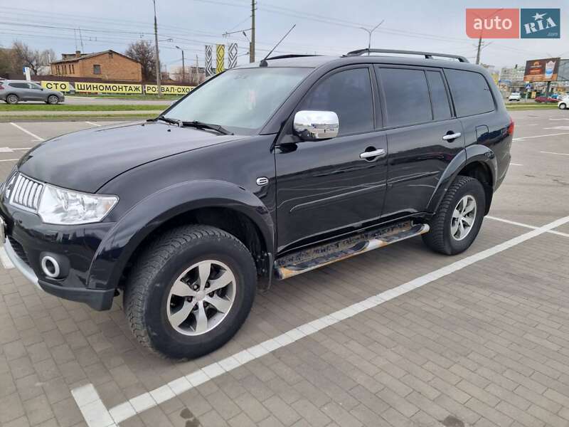 Позашляховик / Кросовер Mitsubishi Pajero Sport 2013 в Білій Церкві