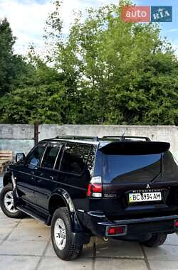 Позашляховик / Кросовер Mitsubishi Pajero Sport 2006 в 