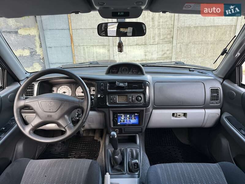 Внедорожник / Кроссовер Mitsubishi Pajero Sport 2006 в Харькове