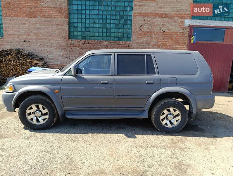 Внедорожник / Кроссовер Mitsubishi Pajero Sport 2003 в Коломые