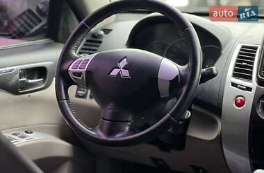 Внедорожник / Кроссовер Mitsubishi Pajero Sport 2013 в 