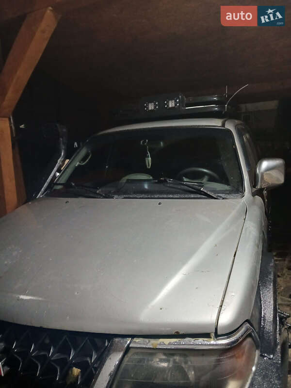Внедорожник / Кроссовер Mitsubishi Pajero Sport 2002 в Ужгороде фото 6 Внедорожник / Кроссовер Mitsubishi Pajero Sport 2002 в Ужгороде
