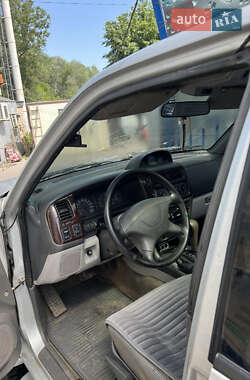 Внедорожник / Кроссовер Mitsubishi Pajero Sport 2003 в 