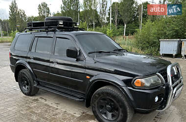 Внедорожник / Кроссовер Mitsubishi Pajero Sport 2003 в 