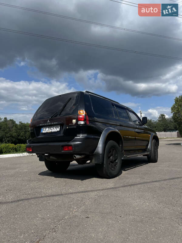 Внедорожник / Кроссовер Mitsubishi Pajero Sport 2004 в Харькове