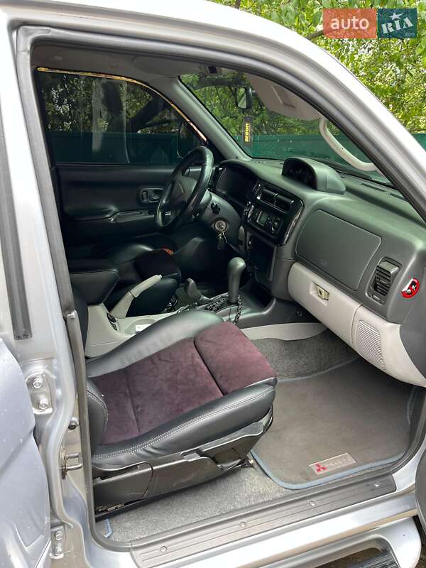 Внедорожник / Кроссовер Mitsubishi Pajero Sport 2006 в Днепре