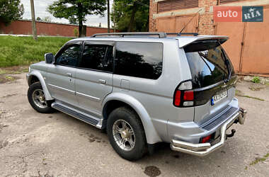 Внедорожник / Кроссовер Mitsubishi Pajero Sport 2006 в 