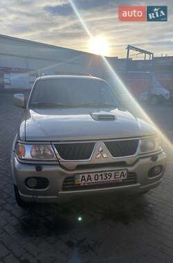 Внедорожник / Кроссовер Mitsubishi Pajero Sport 2007 в Киеве