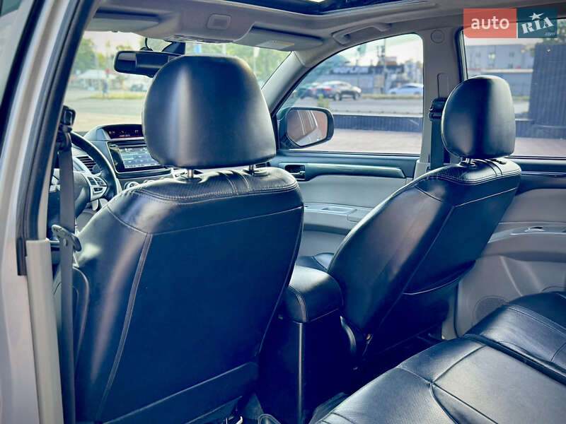 Внедорожник / Кроссовер Mitsubishi Pajero Sport 2015 в Одессе