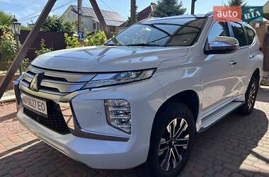 Внедорожник / Кроссовер Mitsubishi Pajero Sport 2019 в Ужгороде